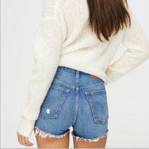 Levi’s 505 Distressed Cutoff Denim Shorts Size 14